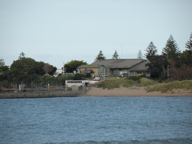 apollobay7.jpg