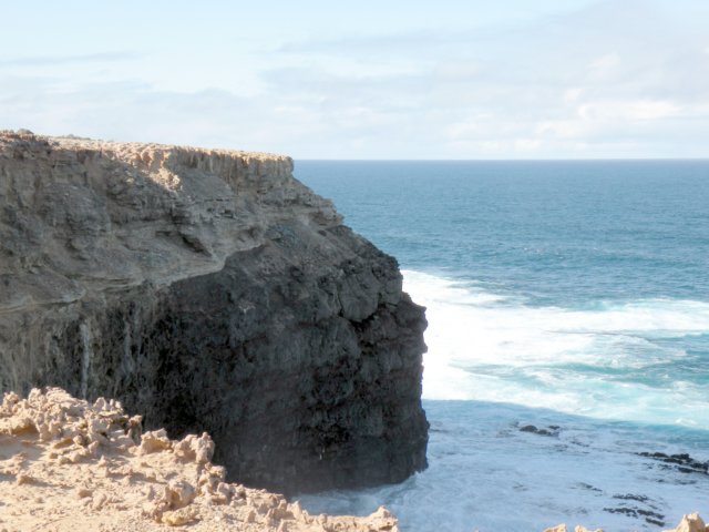 capebridgewaterblowholes20.jpg