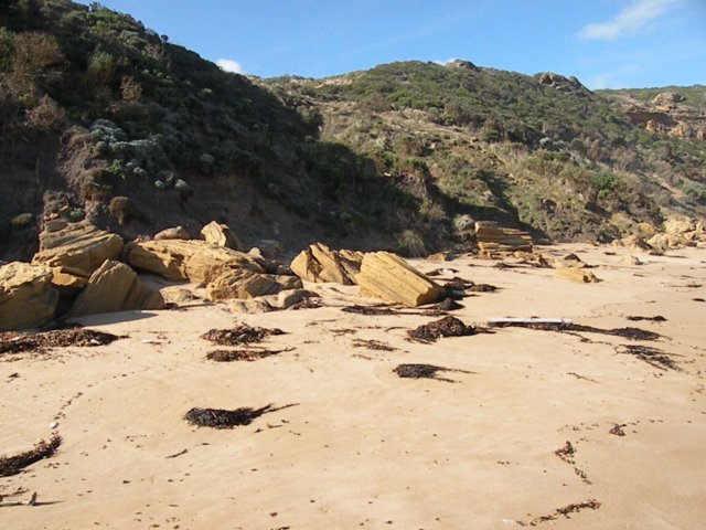 greatoceanwalkandrainbowfalls12.jpg