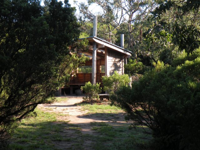 greatoceanwalkandrainbowfalls2.jpg