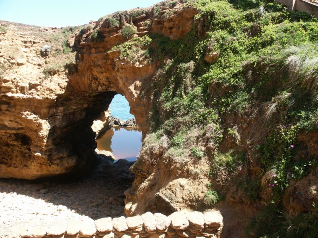 grotto11.jpg