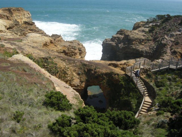 grotto3.jpg