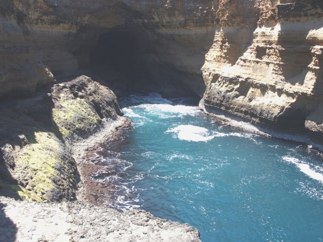 thundercaveandblowhole3.jpg